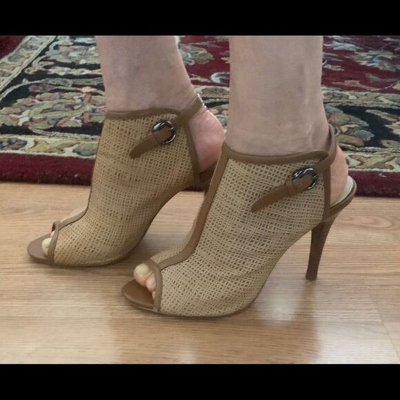 MarTochi beige mesh high heel sandals, great shape, worn 2 times, size 9 - Picture 1 of 8